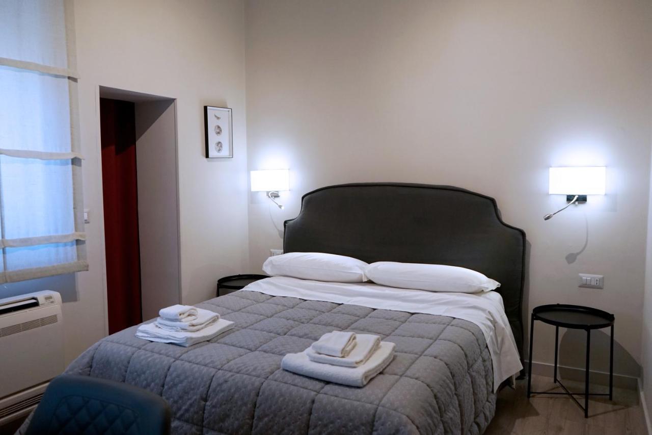 Re Di Smirne By Apulia Accommodation Bari Exterior foto