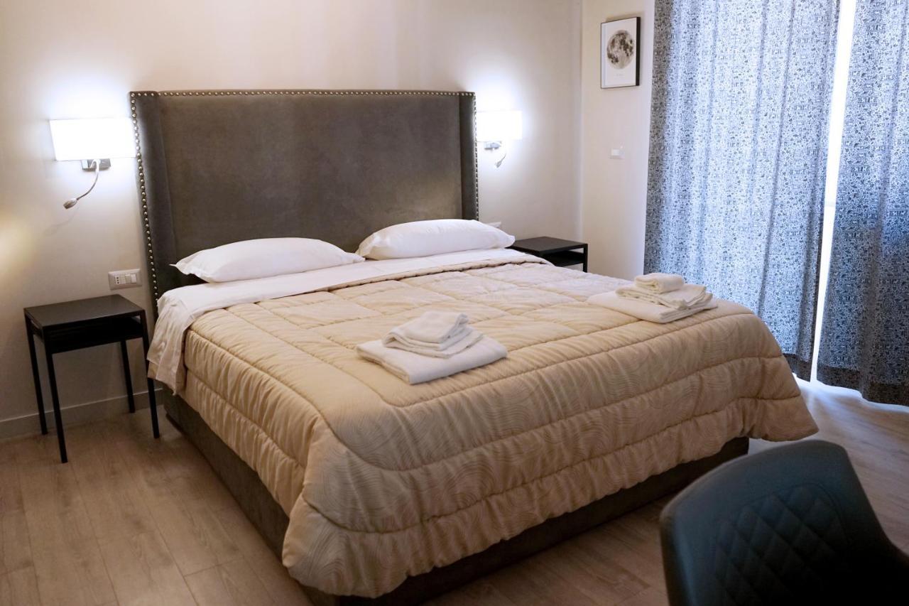 Re Di Smirne By Apulia Accommodation Bari Exterior foto